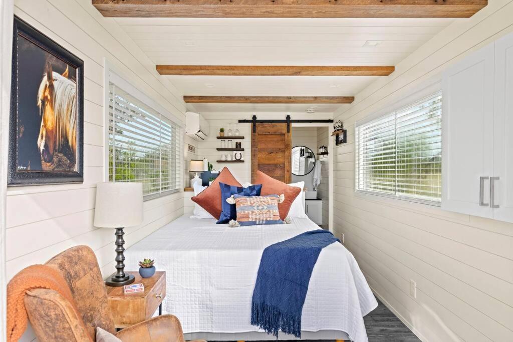 New The Perry Cozy Container Home Fredericksburg Exterior foto